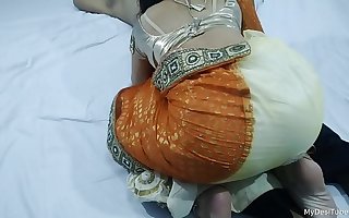 Indian couple blowjob - MyDesiTube.com
