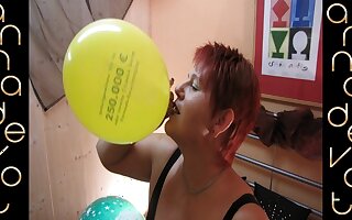 Annadevot - Best stay away from balloon action