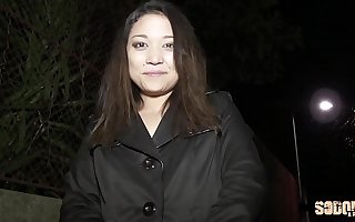 Natacha jeune unregenerate au cul ouvert